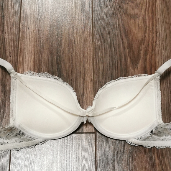 Change Lingerie Diane Push Up Seamless Lace Bra in White, 30B (28C/32A) - Picture 2 of 6